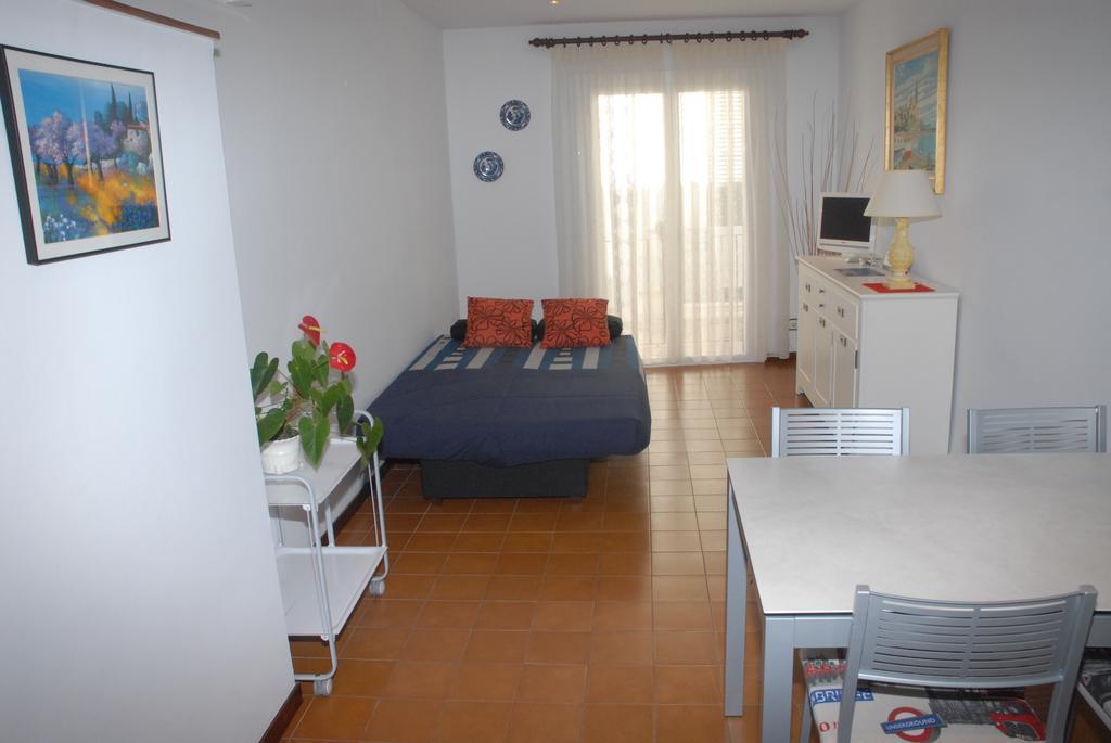 Apartaments Bonaventura 7 Sitges Dış mekan fotoğraf