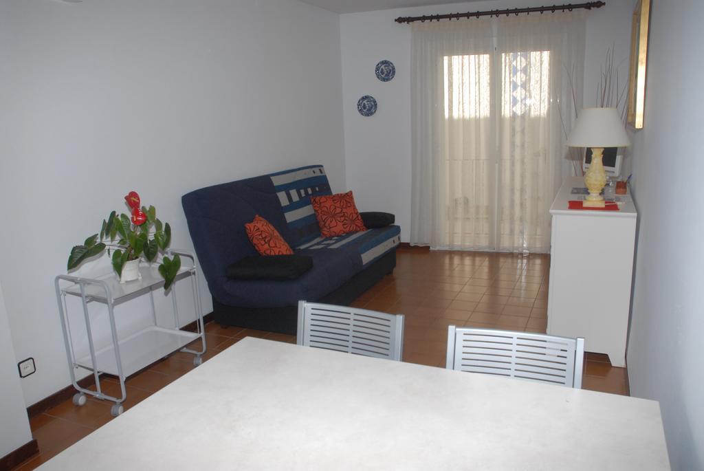 Apartaments Bonaventura 7 Sitges Dış mekan fotoğraf